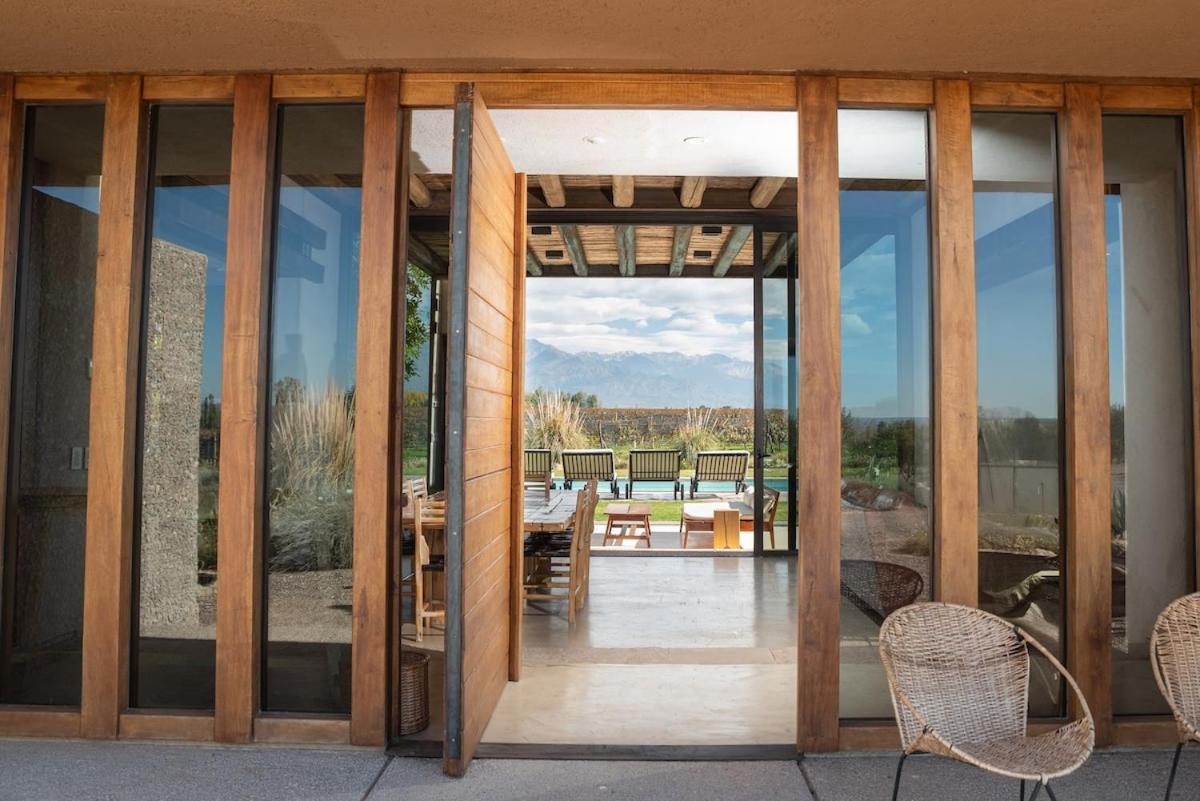 Casa Crux - Bodega Alfa Crux Villa Eugenio Bustos Екстериор снимка