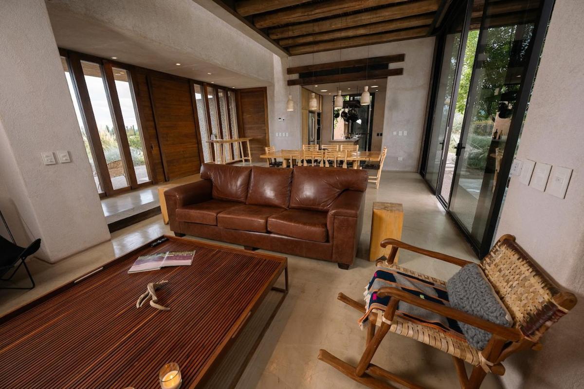 Casa Crux - Bodega Alfa Crux Villa Eugenio Bustos Екстериор снимка