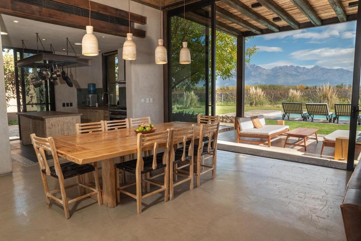 Casa Crux - Bodega Alfa Crux Villa Eugenio Bustos Екстериор снимка
